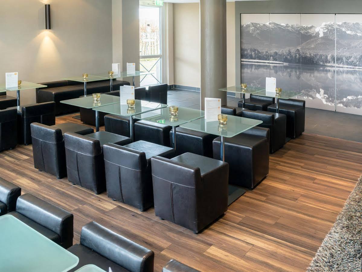 B&B Hotel Muenchen-Putzbrunn Zewnętrze zdjęcie