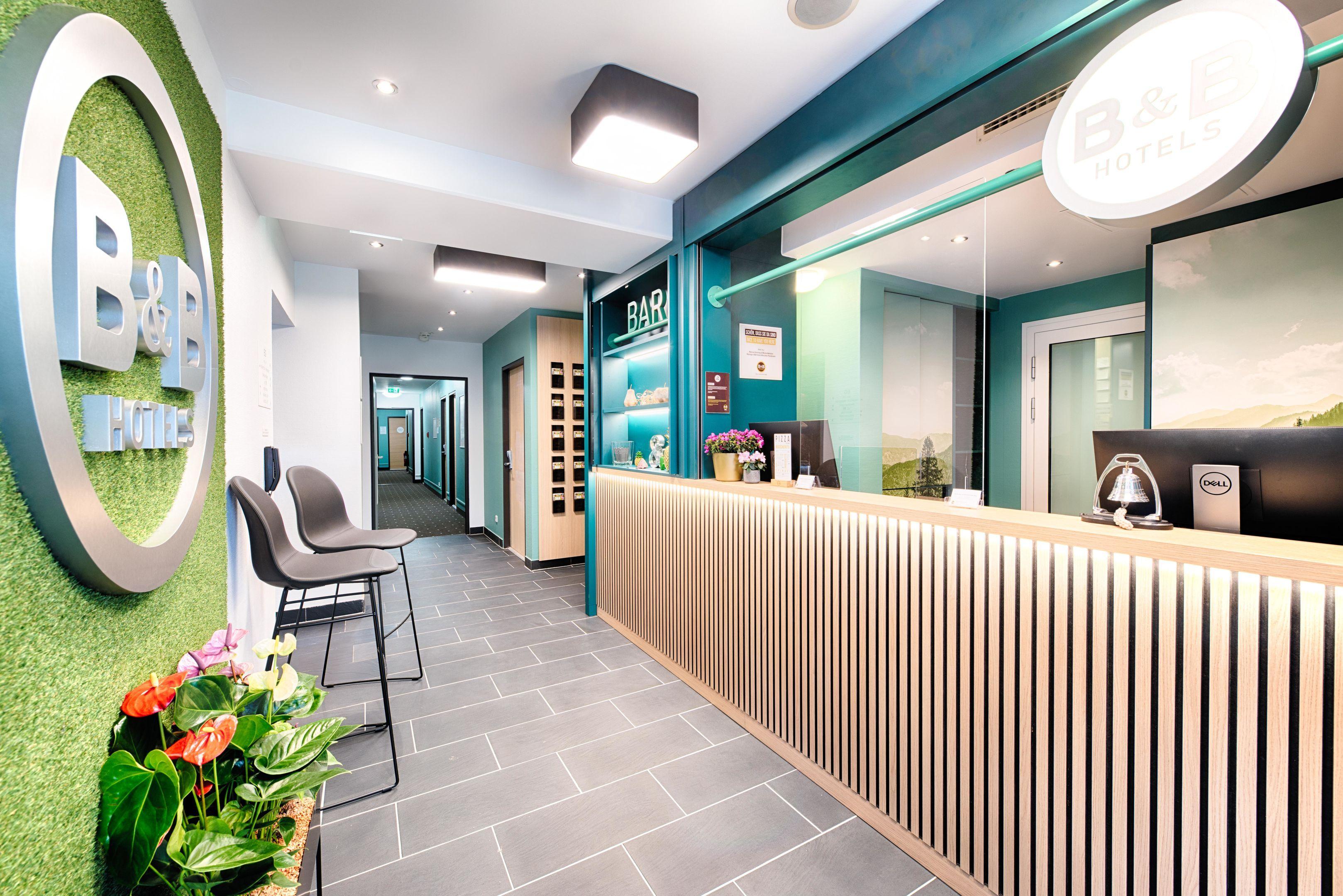 B&B Hotel Muenchen-Putzbrunn Zewnętrze zdjęcie