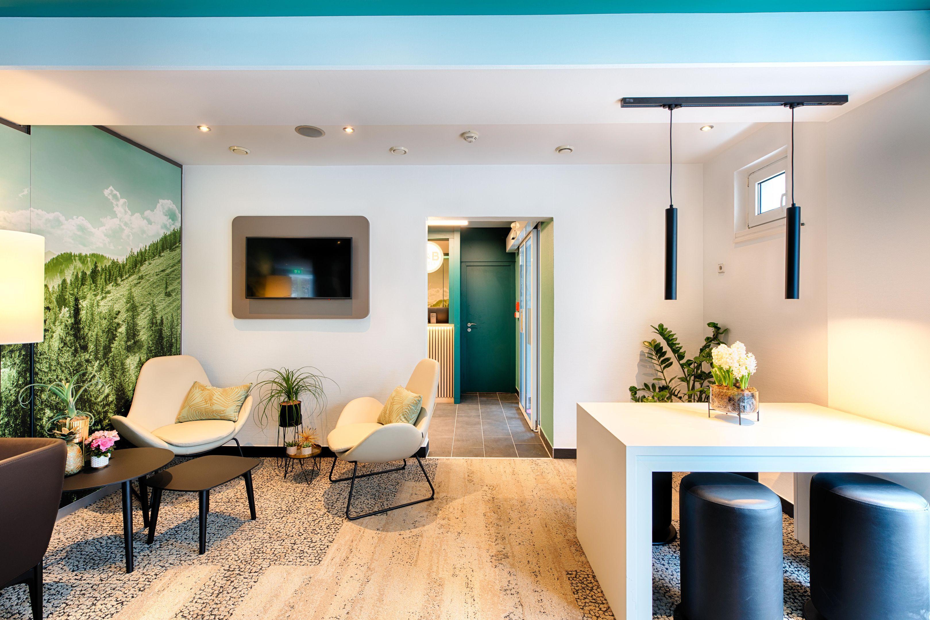 B&B Hotel Muenchen-Putzbrunn Zewnętrze zdjęcie