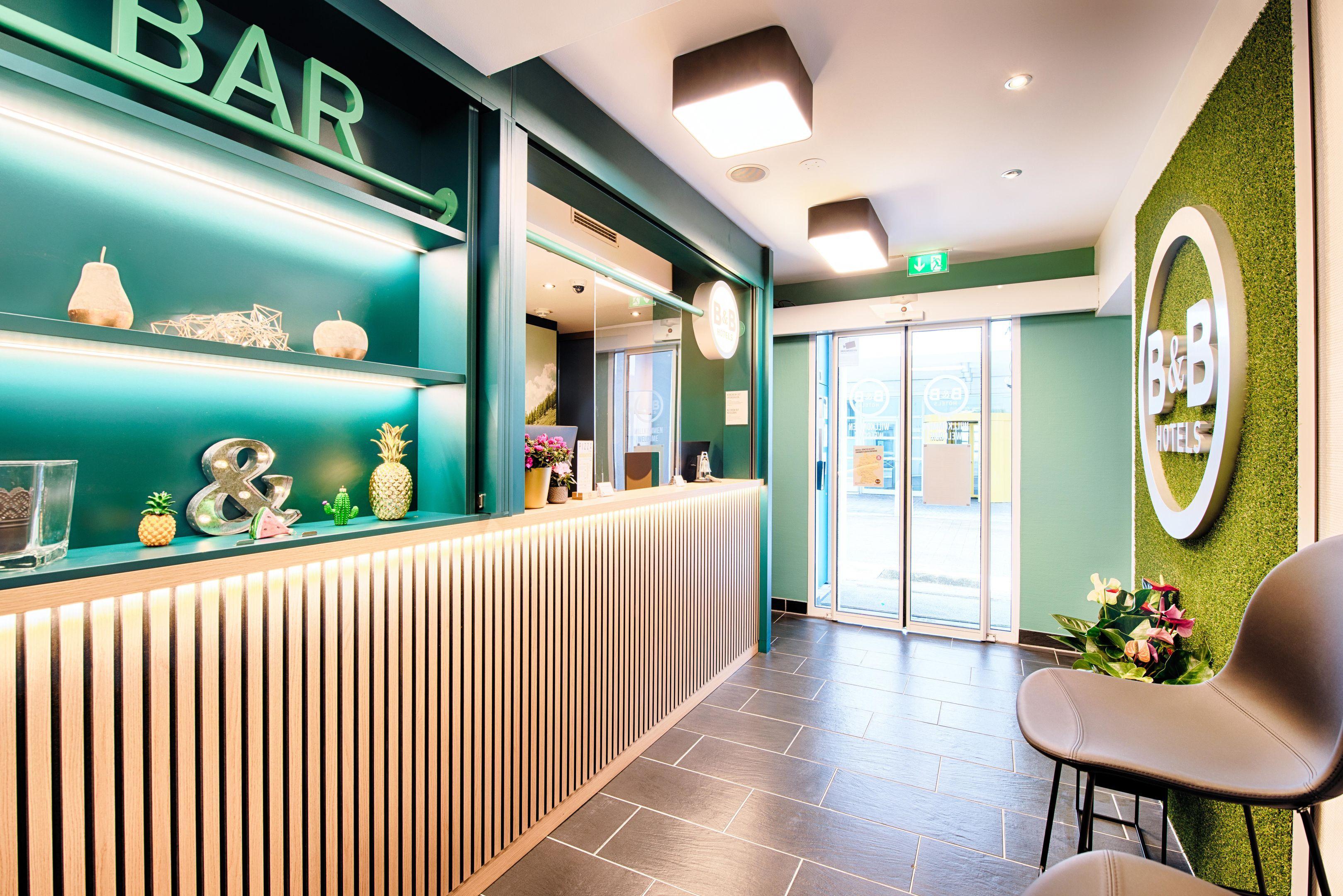 B&B Hotel Muenchen-Putzbrunn Zewnętrze zdjęcie