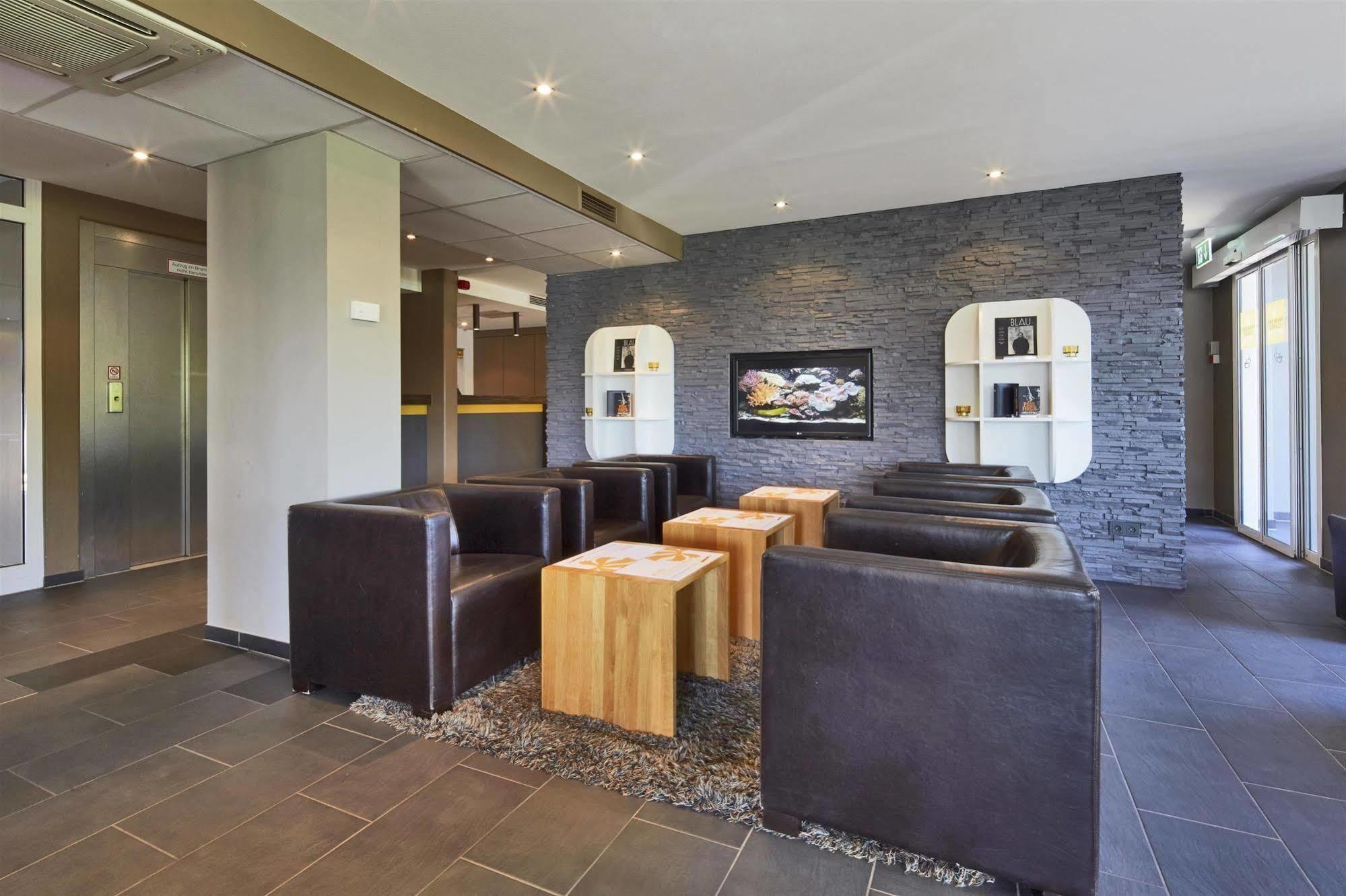 B&B Hotel Muenchen-Putzbrunn Zewnętrze zdjęcie
