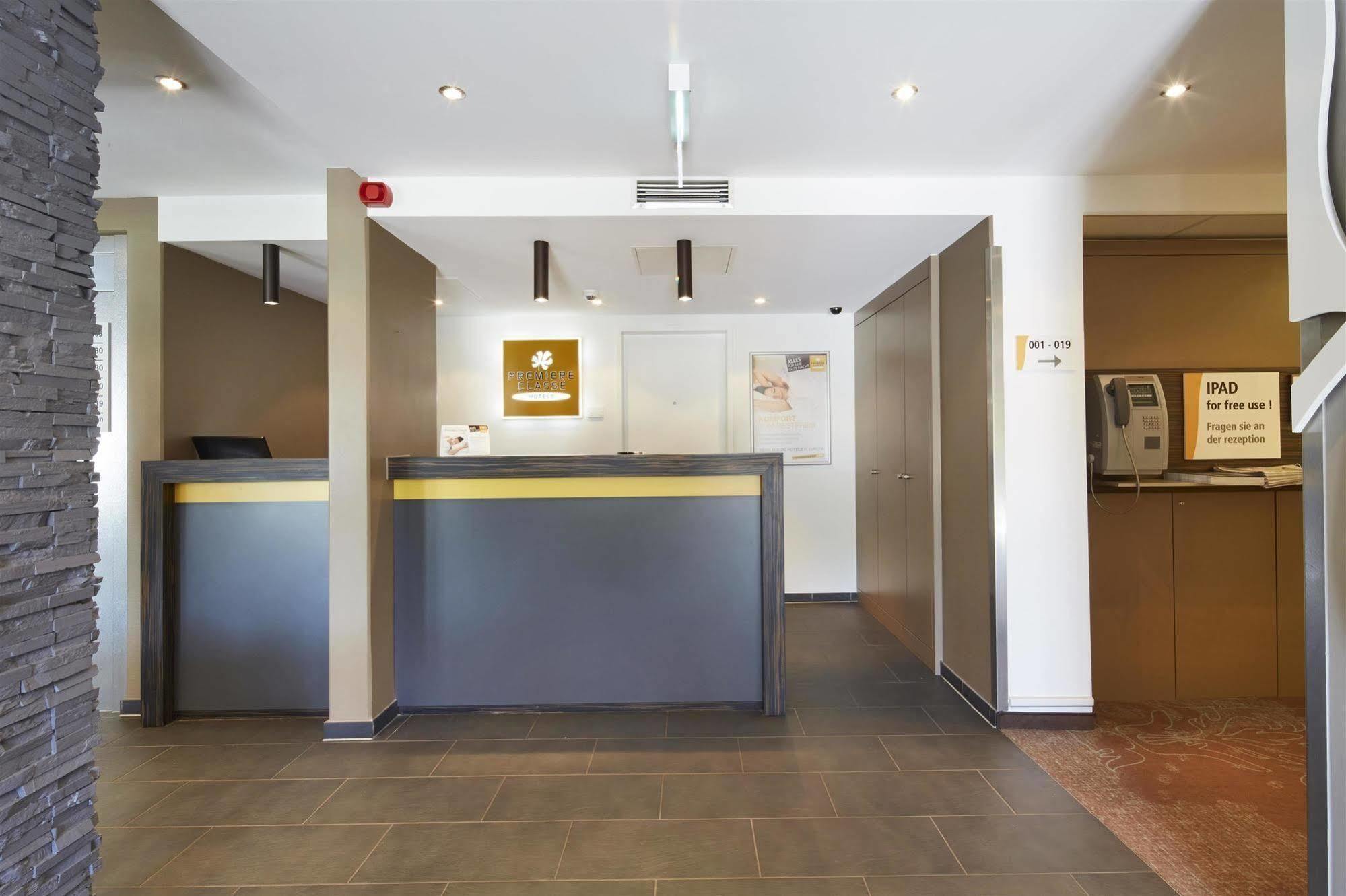B&B Hotel Muenchen-Putzbrunn Zewnętrze zdjęcie