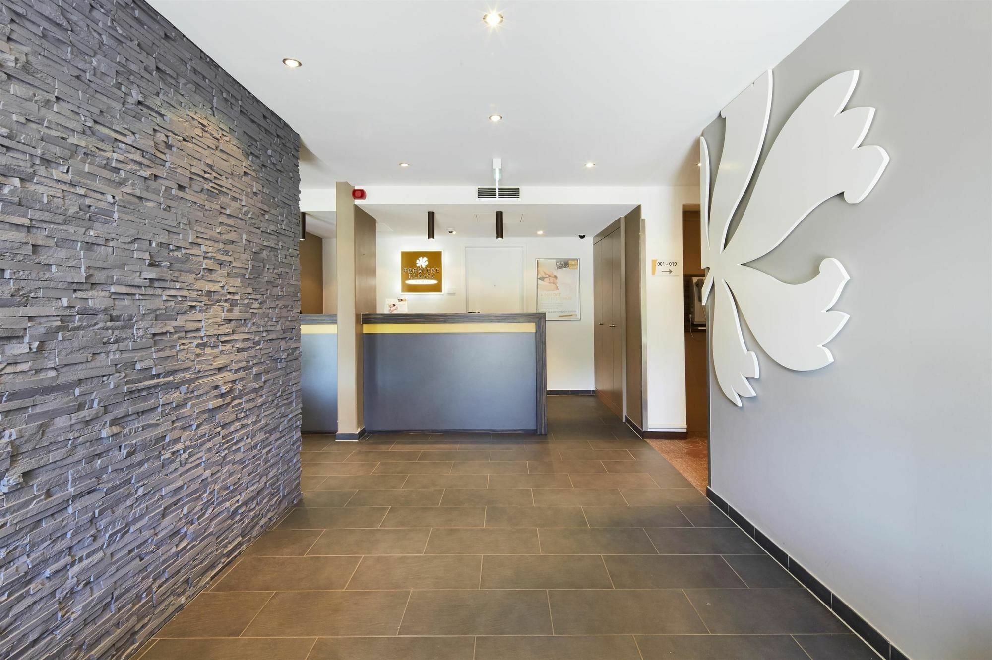B&B Hotel Muenchen-Putzbrunn Zewnętrze zdjęcie